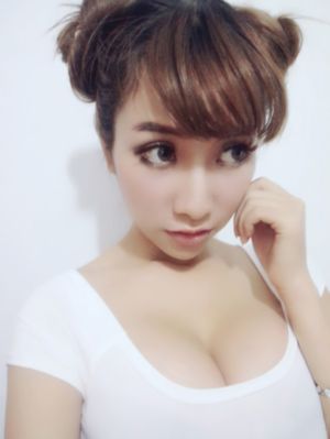 色综合天天操_720完整在线观看