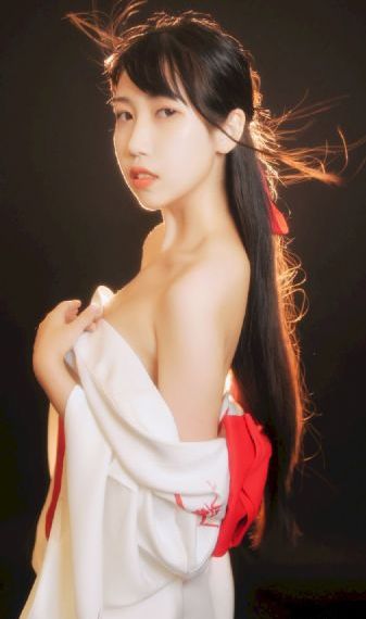 精品综合在线观看_高清免费电影观看