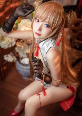 y辱的秘书调教抖M_720完整视频观看